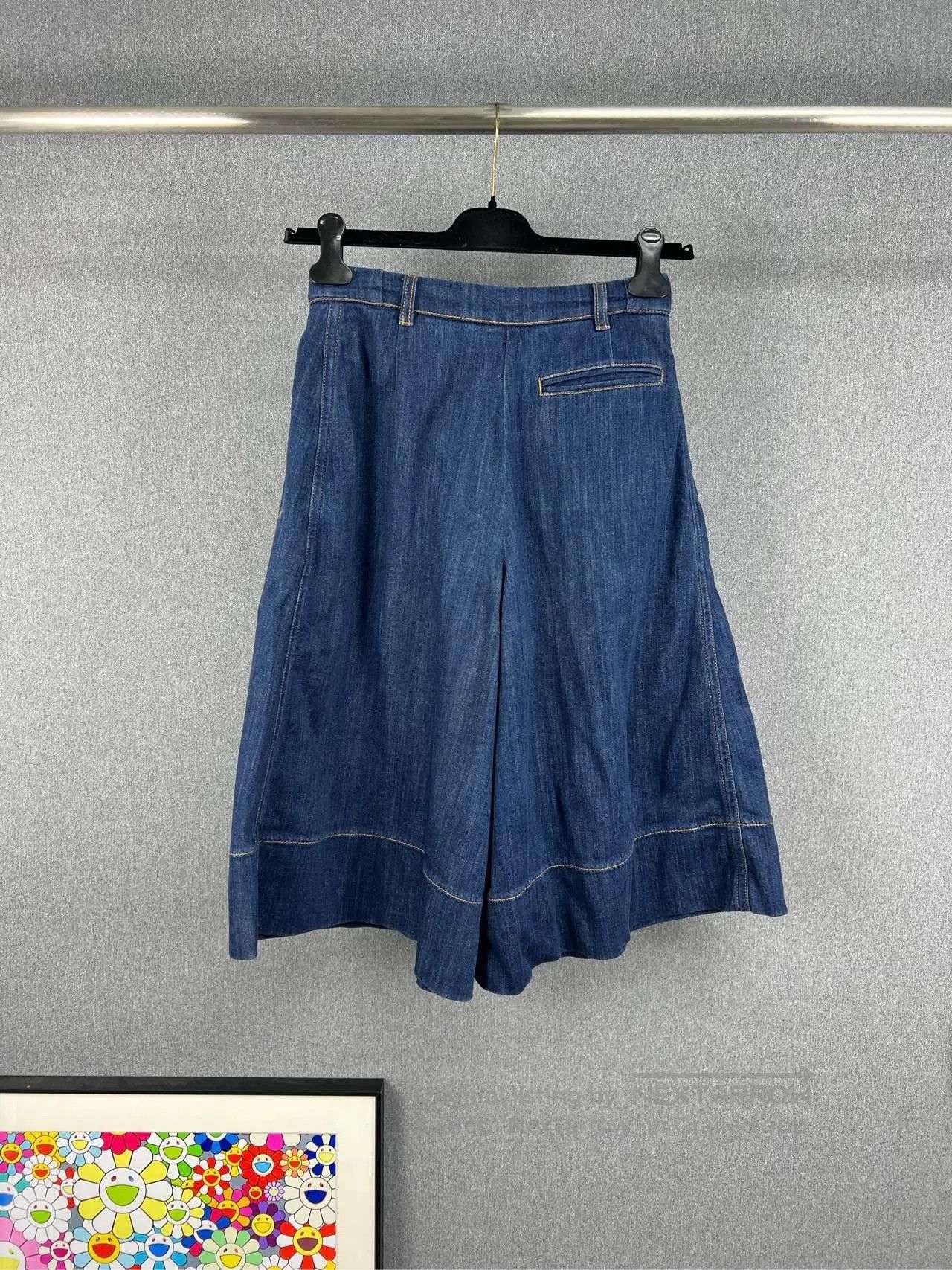 Louis Vuitton Louis Vuitton Denim Shorts 36. Size 35" - 2 Thumbnail