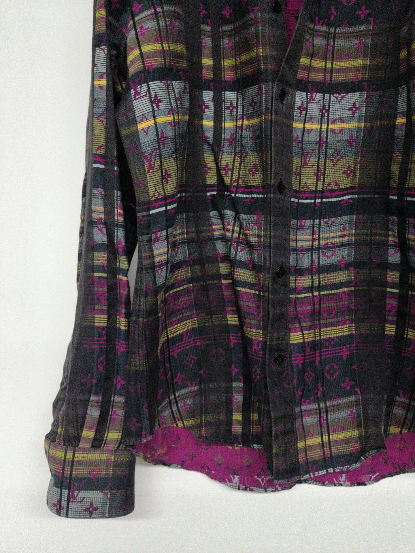 Louis Vuitton LV 45S/108C/69L/64SL shirt Size XL / US 12-14 / IT 48-50 - 8 Thumbnail