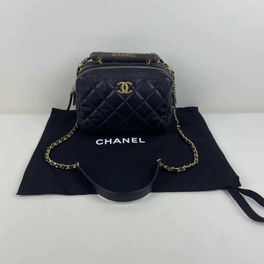 Chanel Pre-loved Bag Very good condition Size ONE SIZE - 1 Thumbnail