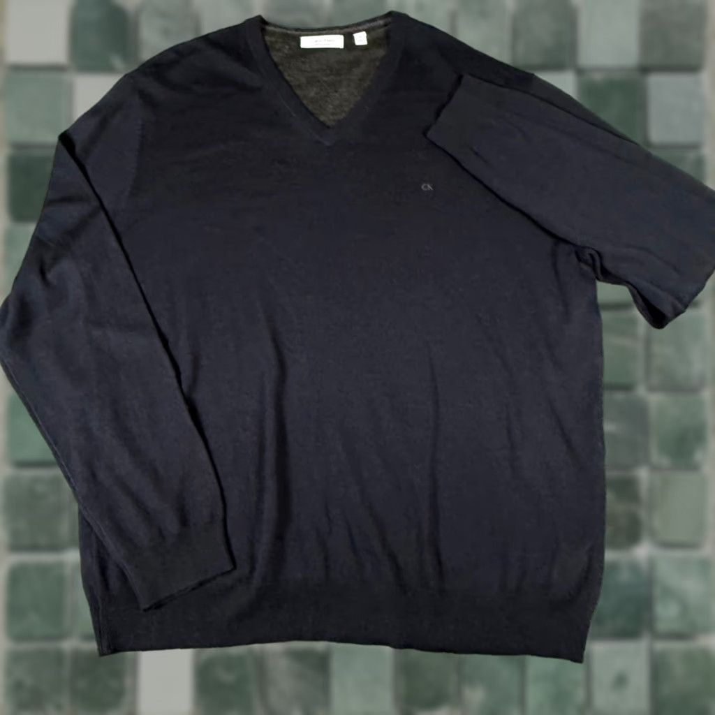 Calvin Klein Calvin Klein Italian Merino Wool V-Neck Sweater Men XL Knit Pullover Blue Size US XL / EU 56 / 4 - 1 Thumbnail