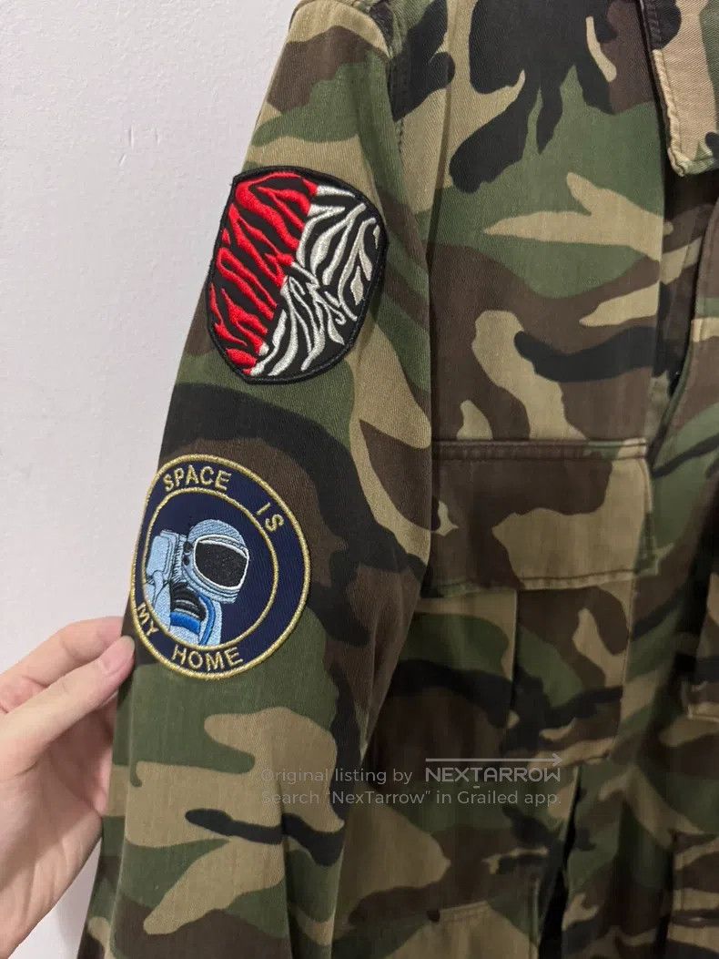 Saint Laurent Paris Saint Laurent Paris Medal Four Pocket Military Camo Jacket Size US S / EU 44-46 / 1 - 3 Thumbnail