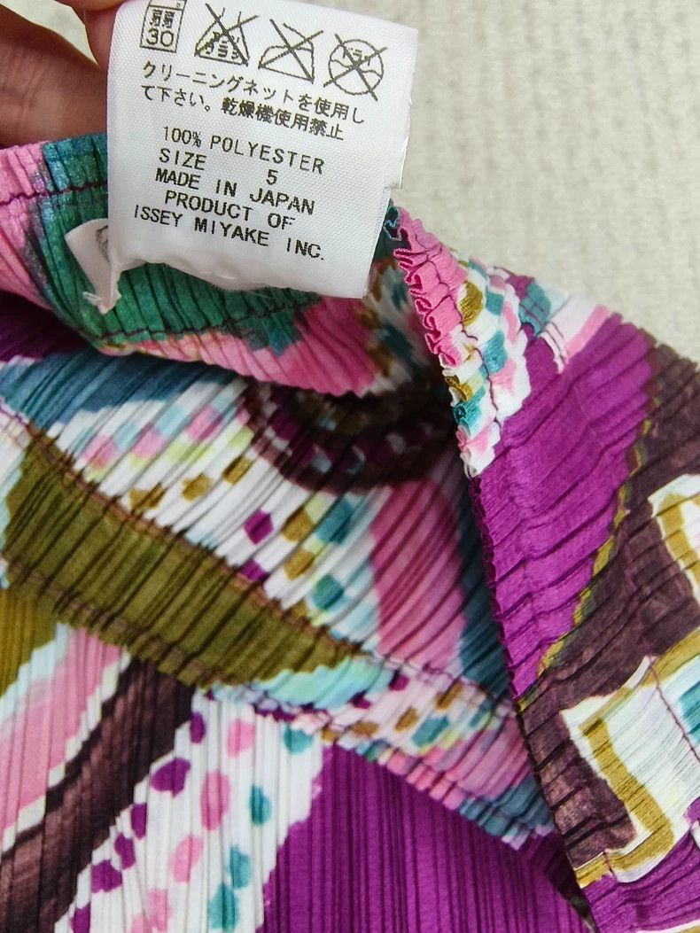 Issey Miyake Issey Miyake size:5 Pink pleated crayon skirt Size 31" - 4 Thumbnail