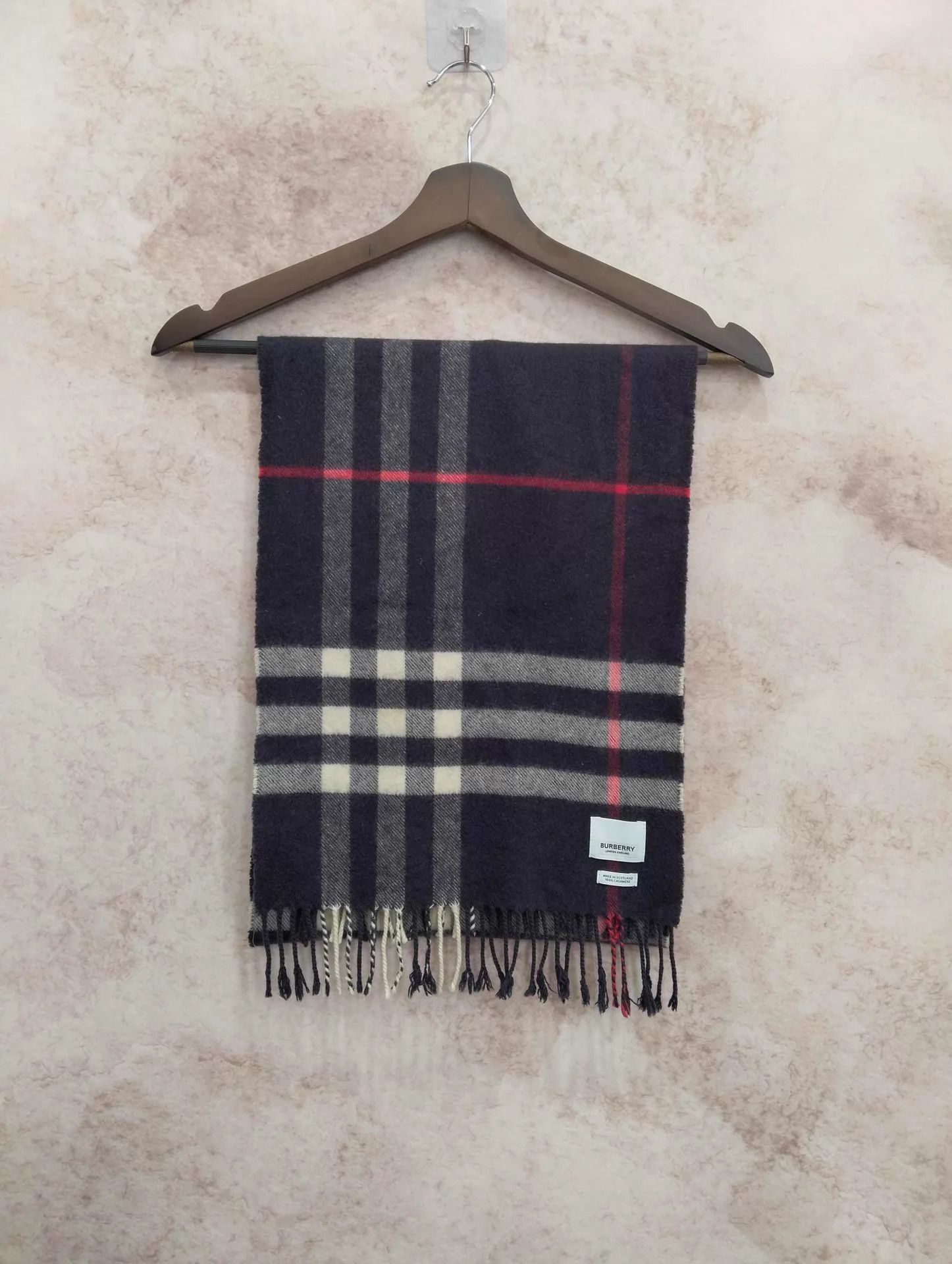 Burberry BURBERRY Classic Check Cashmere Scarf 95 New Size ONE SIZE - 1 Thumbnail