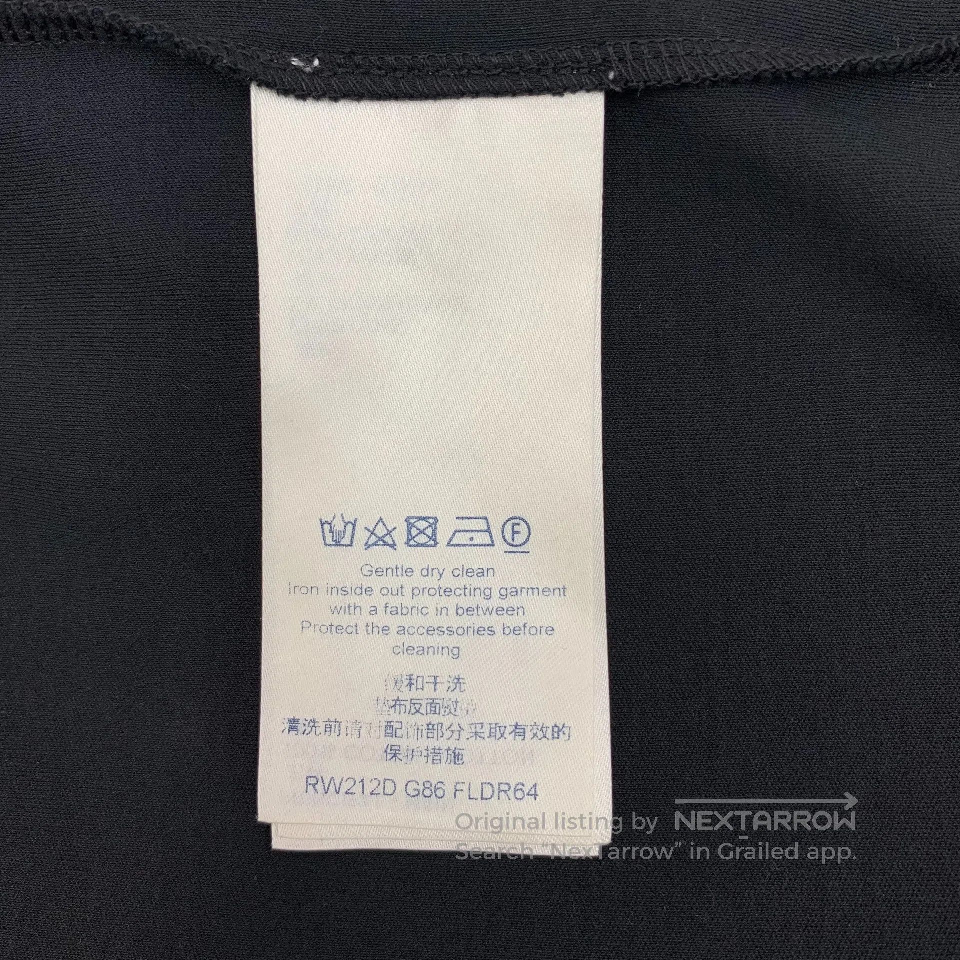 Louis Vuitton Louis Vuitton Black City Fireworks Printed Cotton Round Ne Size US S / EU 44-46 / 1 - 9 Thumbnail