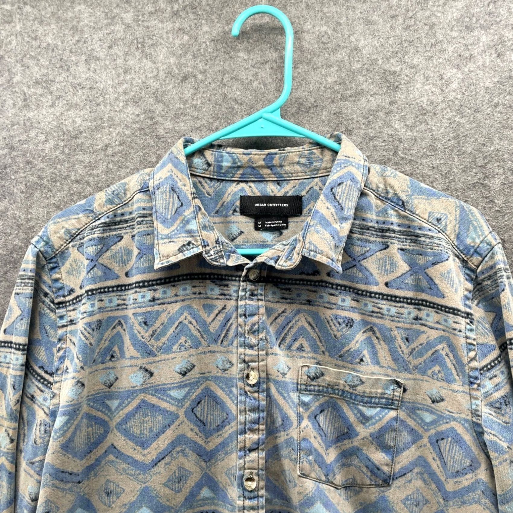 Urban Outfitters Urban Outfitters Shirt Mens M Blue Southwestern Button Down Long Sleeve Denim Size US M / EU 48-50 / 2 - 3 Thumbnail