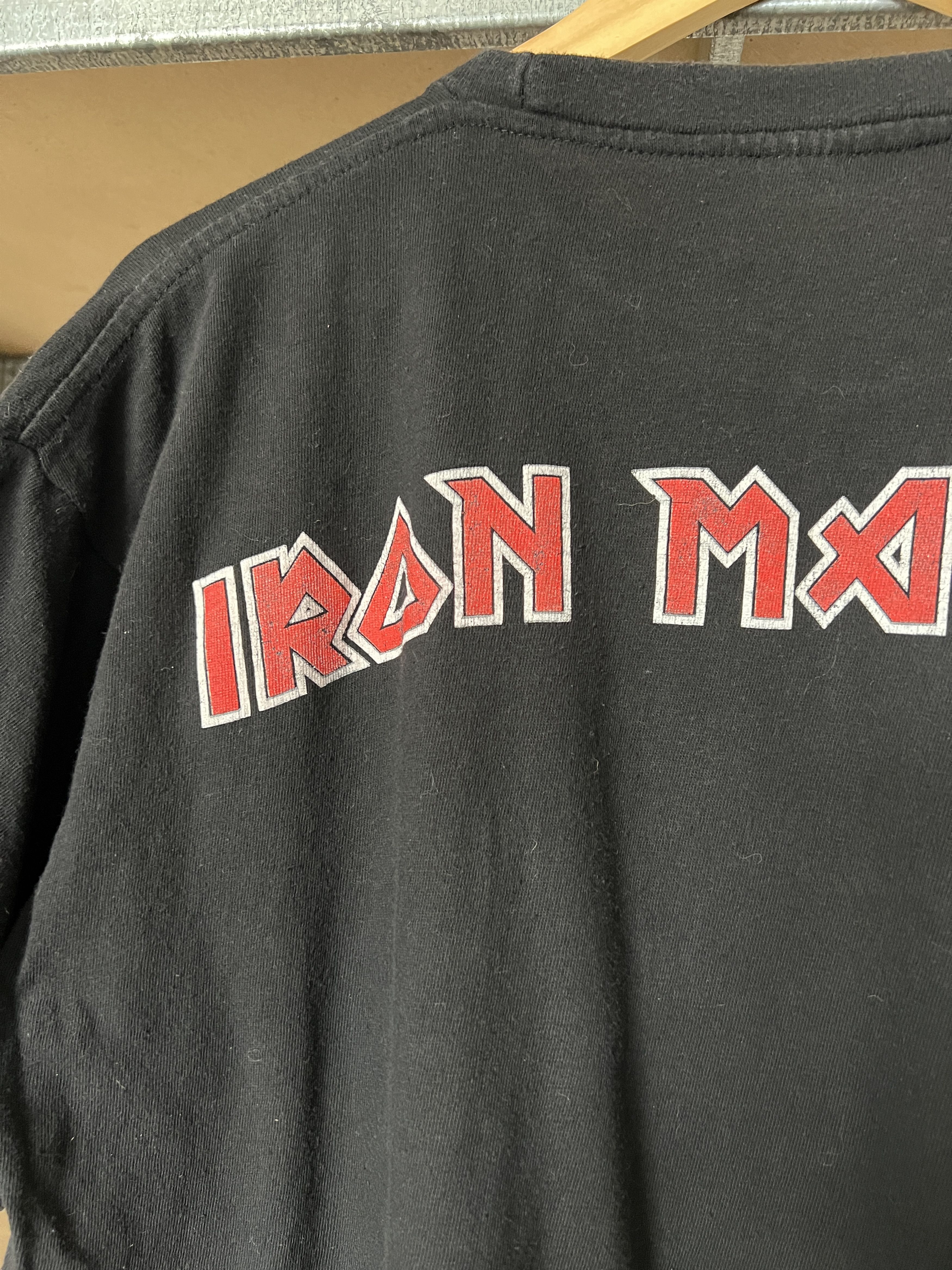 Band Tees Vintage 90s Iron Maiden Rock band 1982 T-shirt Size US M / EU 48-50 / 2 - 11 Thumbnail