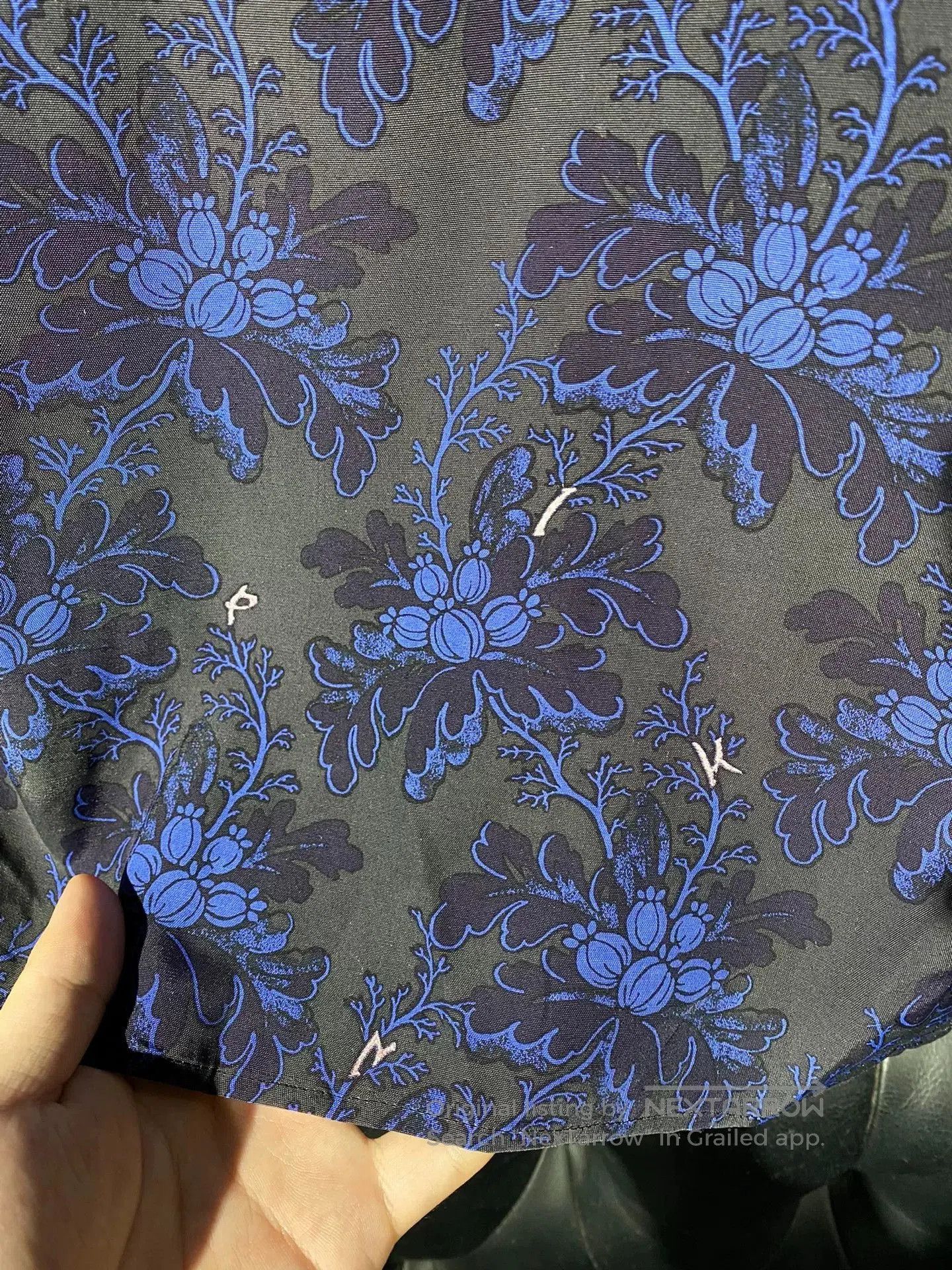 Y's long sleeve floral t-shirt by yohji yamamoto. Size M / US 6-8 / IT 42-44 - 4 Thumbnail