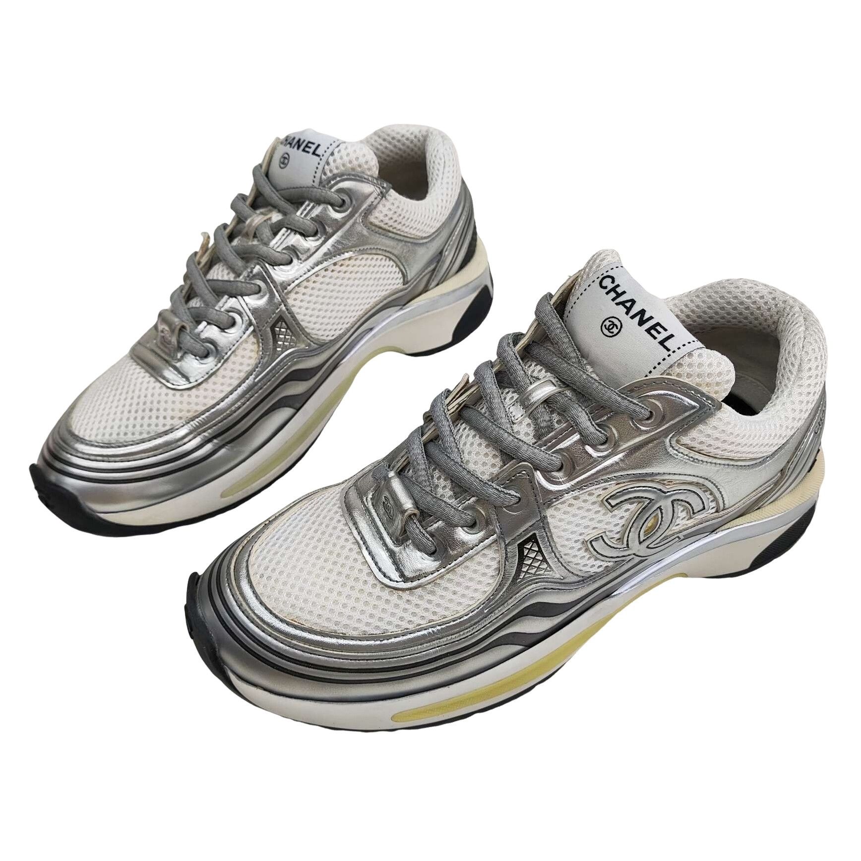 Chanel Chanel Metallic Logo Low-Top Sneakers Size 37.5 Size US 7.5 / IT 37.5 - 1 Thumbnail