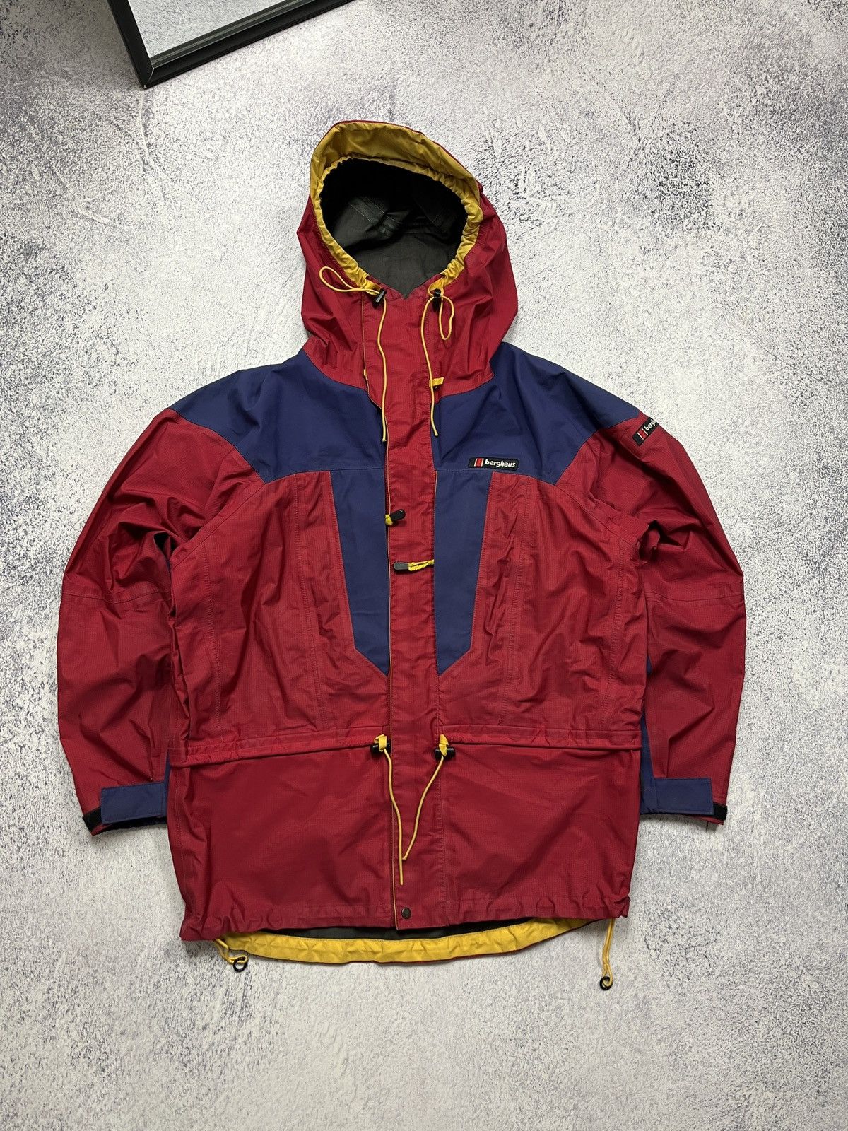 Vintage 90s Berghaus Trango Extreme Gore Tex Jacket Merapeak