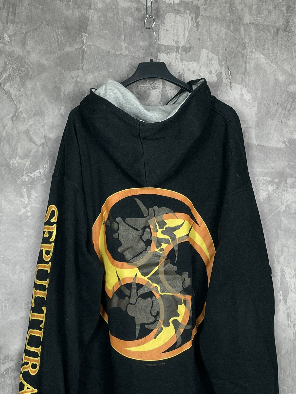 Band Tees Sepultura Vintage 1990s Flame Streetwear Very Rare Hoodie Size US XL / EU 56 / 4 - 2 Thumbnail