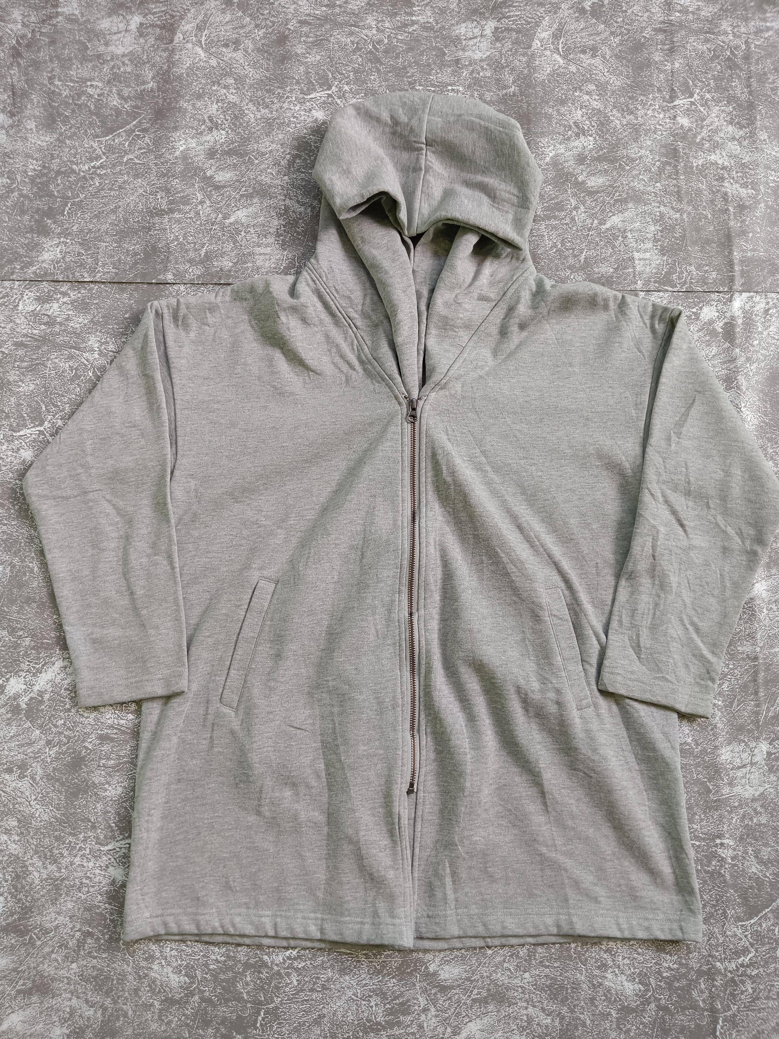 Designer × Japanese Brand Hoodie Japanese Brand Size M / US 6-8 / IT 42-44 - 1 Thumbnail