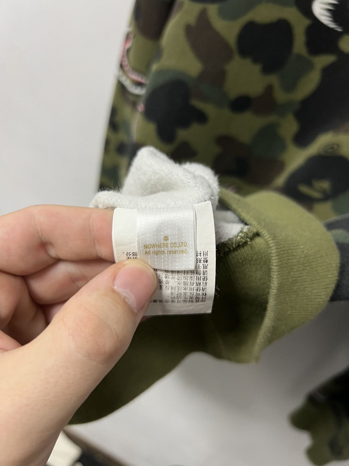 Bape Bape Shark 1st Camo Sweatshirt Size US M / EU 48-50 / 2 - 9 Thumbnail