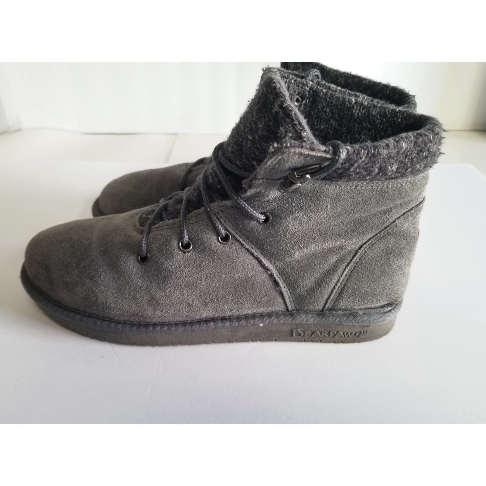 Vintage BEARPAW Womens Macie Wool Lined Boot Gray Suede Lace Up Booties, US Size 9, Ankle, Flat Heel, Boot, Boots, Winter, Fall, Womens Size US 9 / IT 39 - 5 Thumbnail