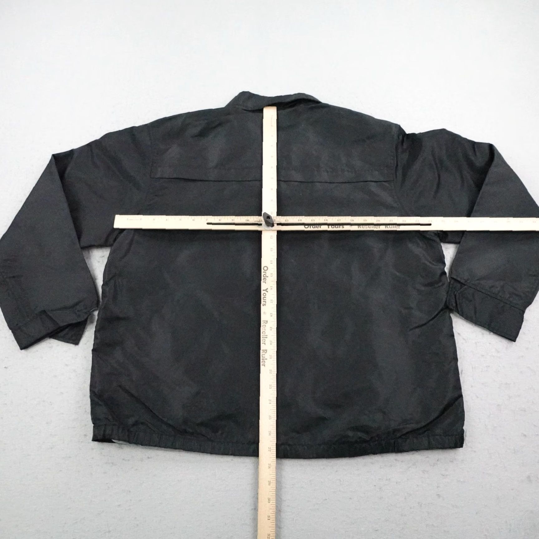 Mossimo VINTAGE Mossimo Jacket Mens L Black Windbreaker Water Resistant Repeller Coat - Windproof, Full Zip, Pockets, Lined, 90s Theme Size US L / EU 52-54 / 3 - 5 Thumbnail