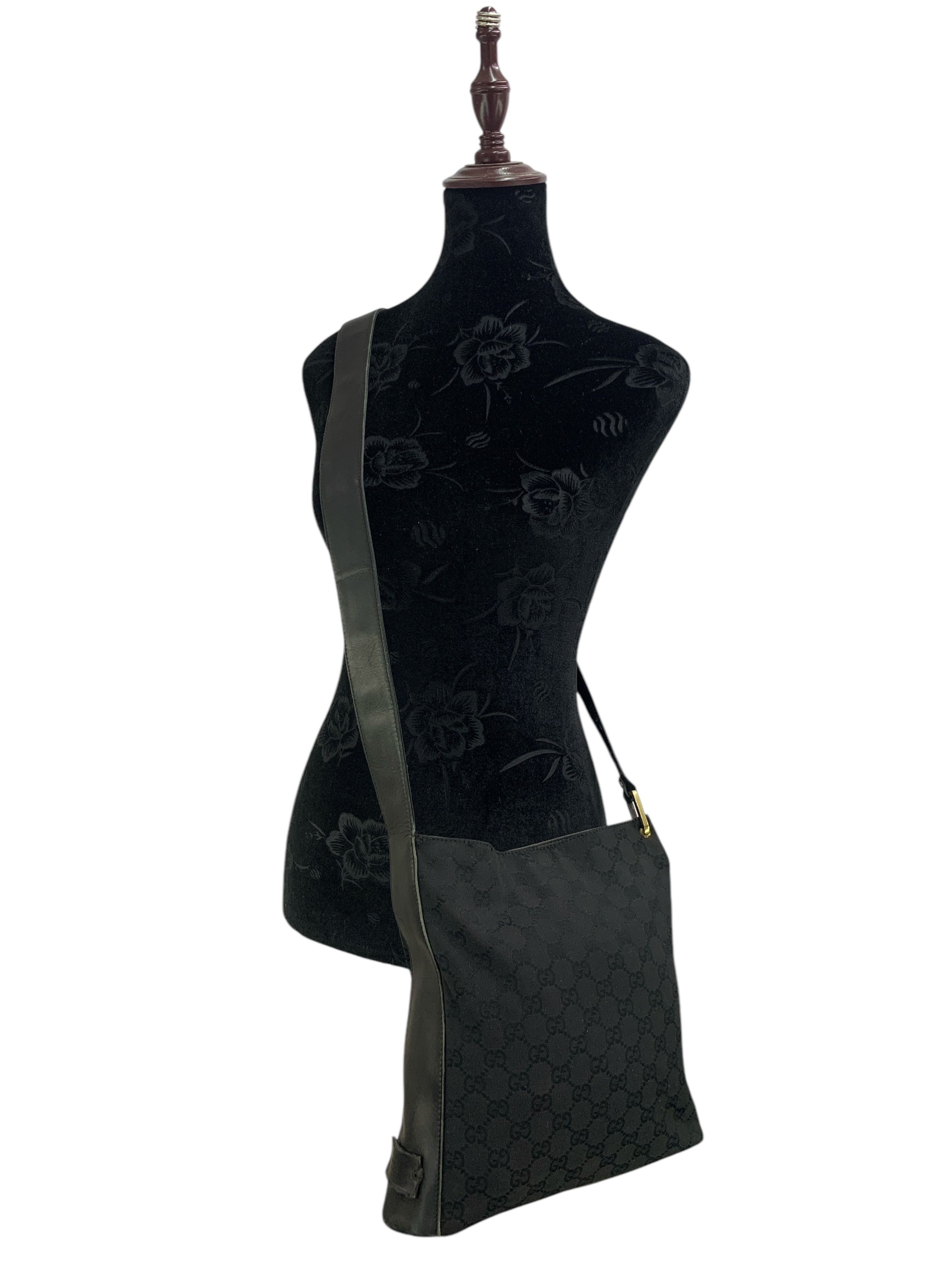Gucci × Vintage Vintage Gucci Crossbody Bag Unisex Size ONE SIZE - 2 Thumbnail