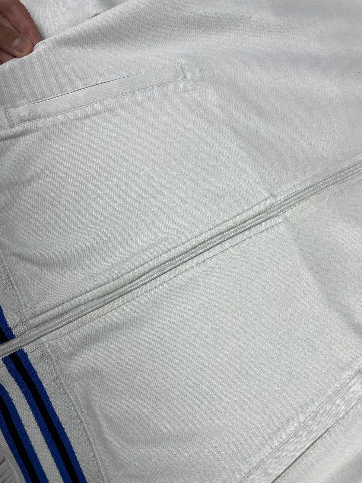 Nike Vintage nike Inter Milan soccer jacket white size S Size US S / EU 44-46 / 1 - 5 Thumbnail