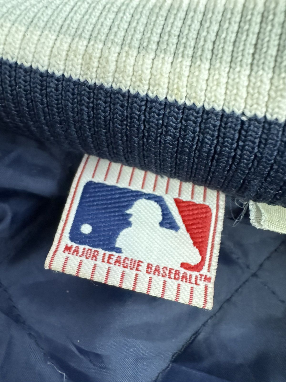 New York Yankees vintage New York Yankees navy blue varsity jacket Size US L / EU 52-54 / 3 - 9 Thumbnail