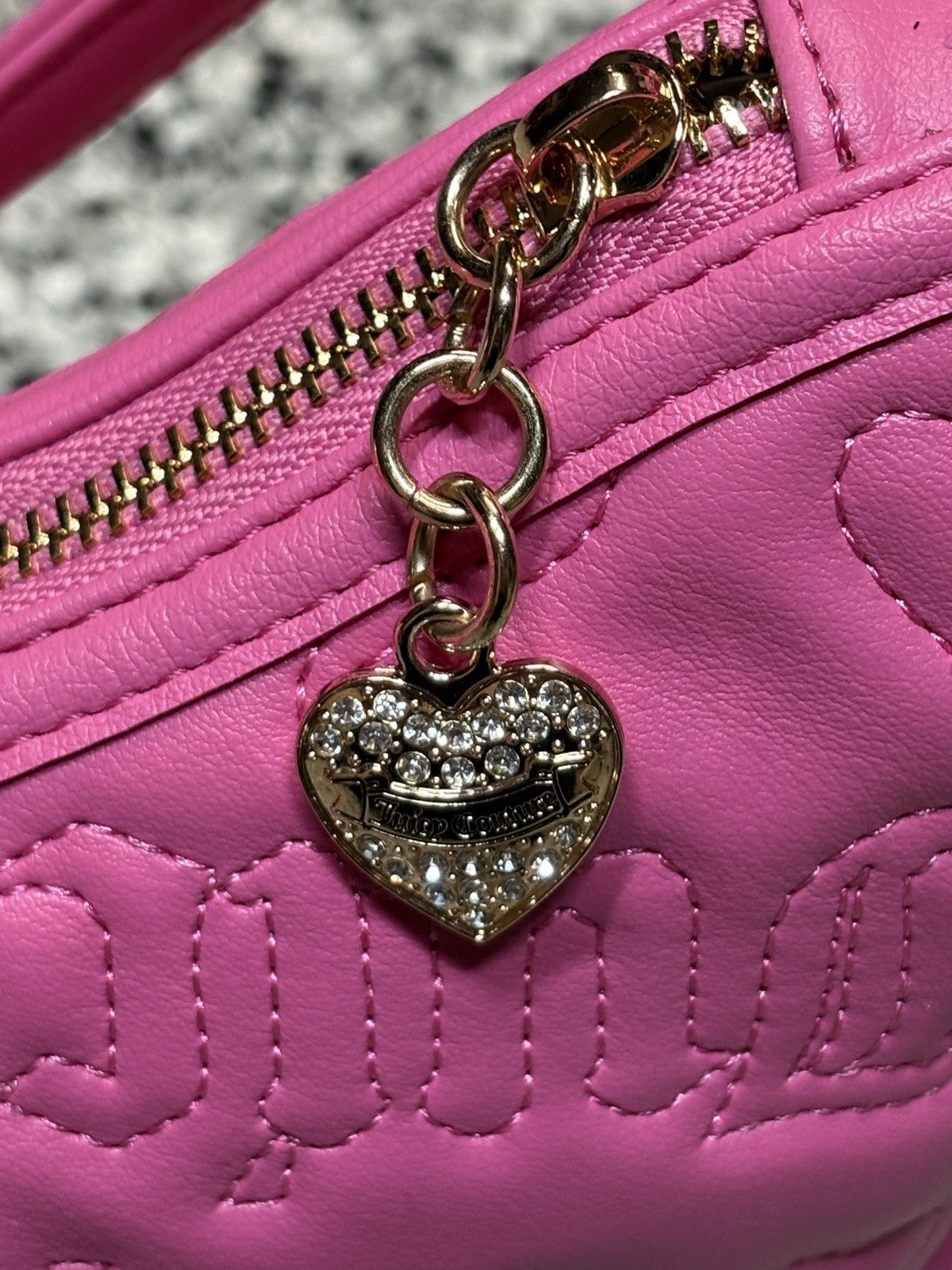 Juicy Couture Vintage Y2K Juicy Couture Hot Pink Heart Stitch Shoulder Bag Size ONE SIZE - 6 Thumbnail