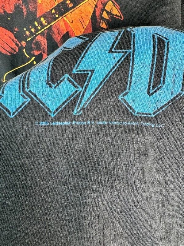 Other AC/DC 2005 liquid blue vintage t shirt Size XL Size US XL / EU 56 / 4 - 2 Thumbnail