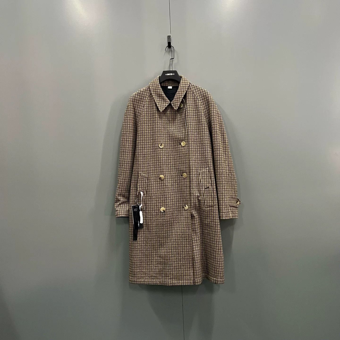gucci checked reversible coat size 50
