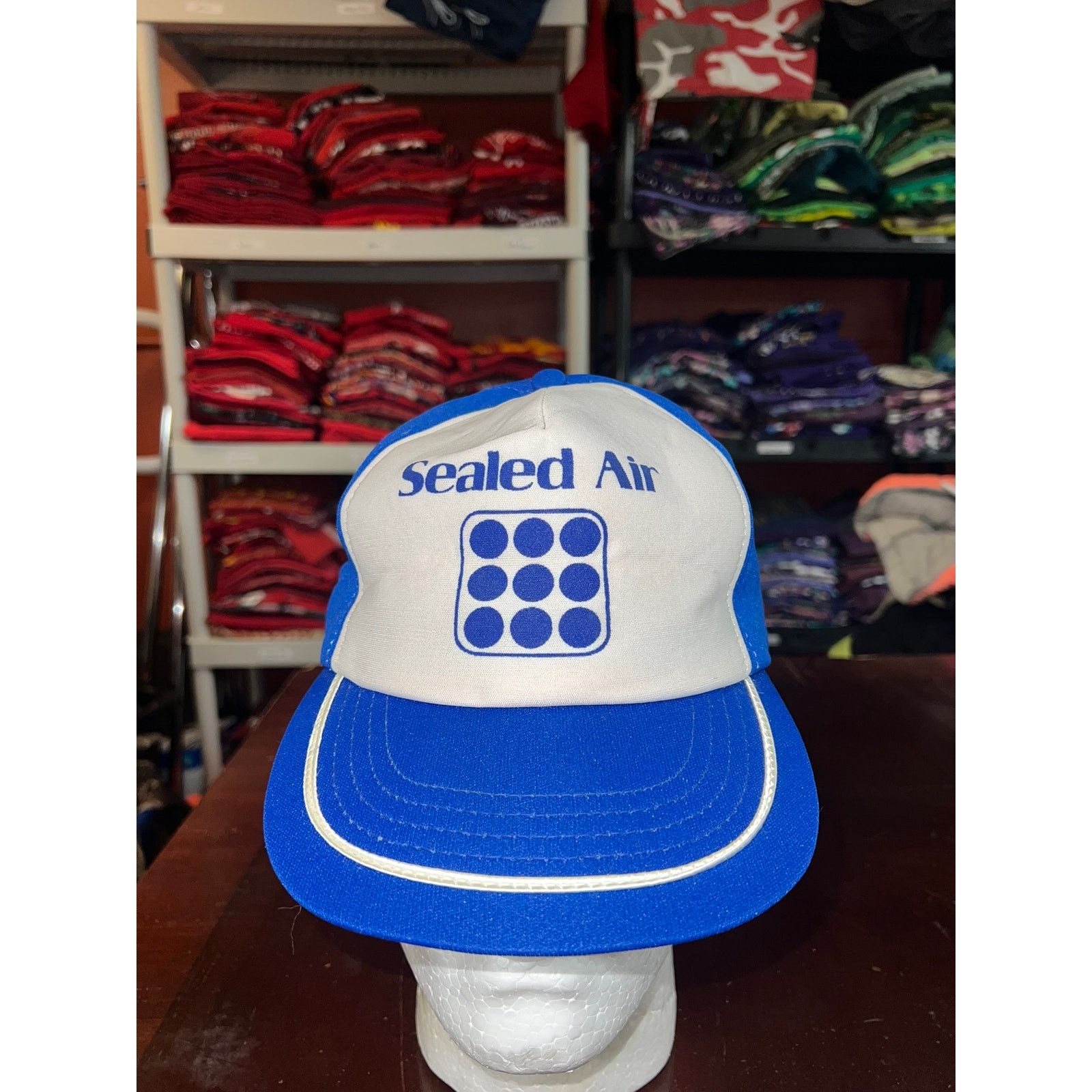 Vintage Vintage Sealed Air Hat White Blue Logo Bubble Wrap VTG 80s Size ONE SIZE - 1 Thumbnail