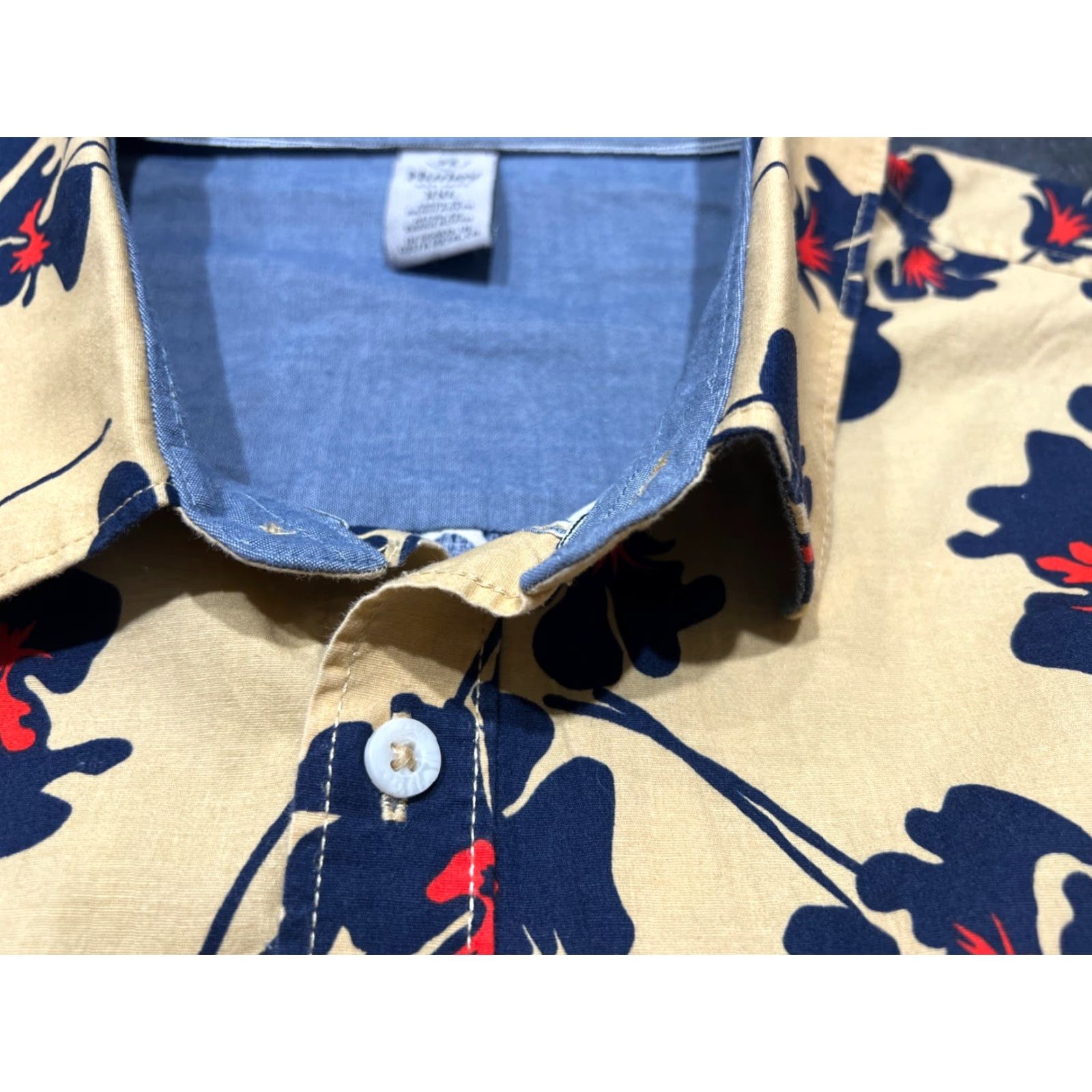 Hurley Hurley Shirt Button Front Hawaiian Stretch Floral 2XL Beige Men Short Sleeve Button-Up Shirt Tan Print Regular Collar Spread Size US XXL / EU 58 / 5 - 5 Thumbnail
