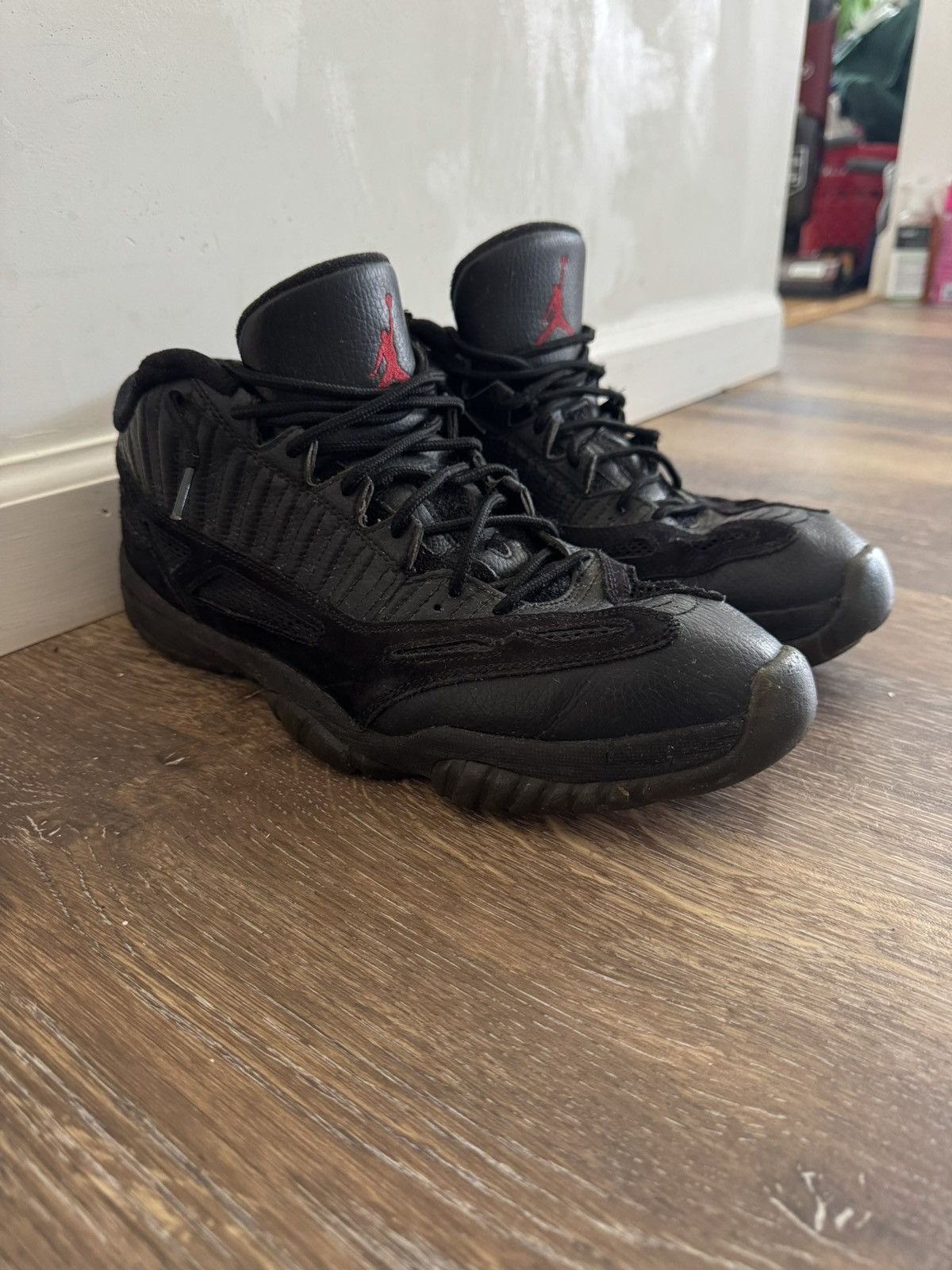 Jordan Brand Air Jordan 11 IE Low Referee Size US 12 / EU 45 - 2 Thumbnail