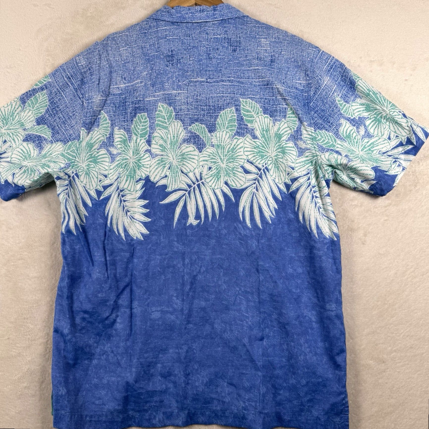 Tommy Bahama Tommy Bahama Shirt Men Size M Blue Coconut Point Floral Camp Button Size US M / EU 48-50 / 2 - 3 Thumbnail