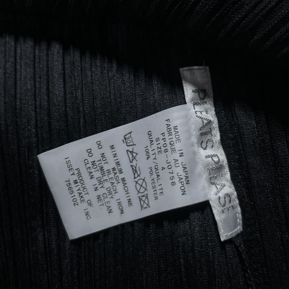 Pleats Please Issey Miyake Pleats Please Issey Miyake Black Long-sleeve Cardigan Size M / US 6-8 / IT 42-44 - 4 Thumbnail