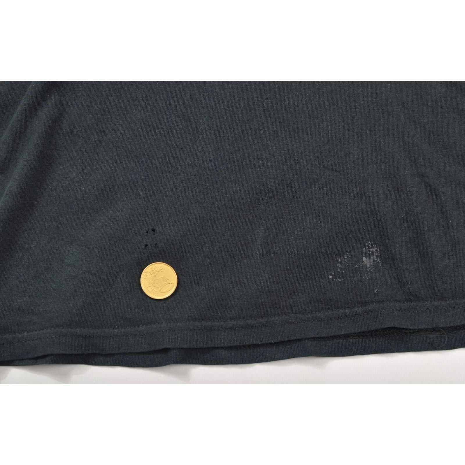 Gildan VINTAGE Distressed Thrashed Gildan Foo Fighters T-Shirt Tee L Black Mens 2008 Size US L / EU 52-54 / 3 - 4 Thumbnail
