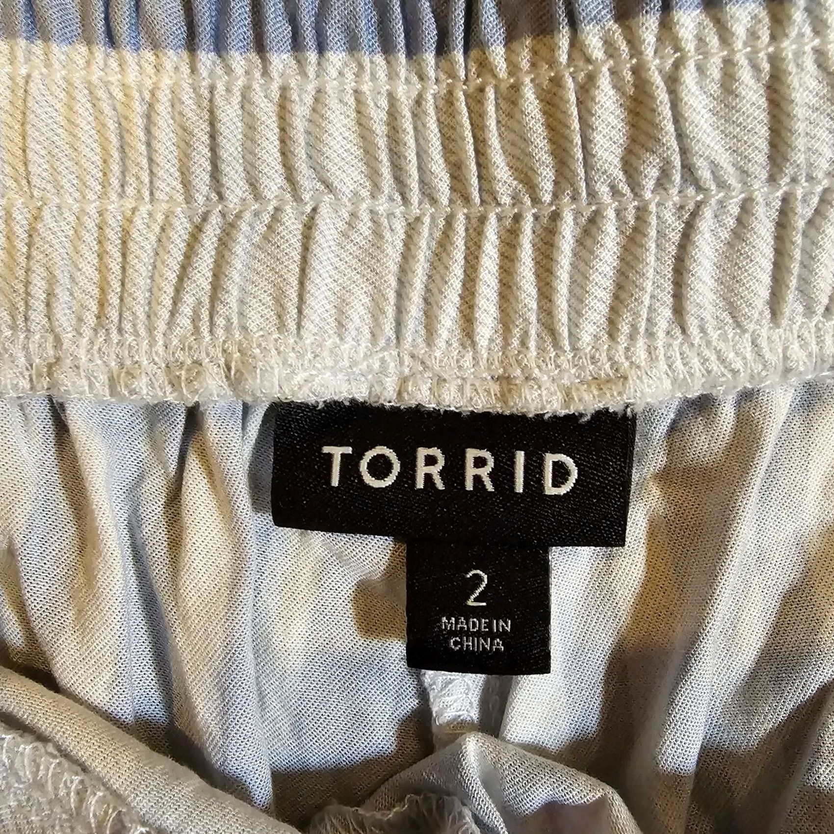 Torrid Torrid Pants Womens 2X Blue White Striped Wide Leg Pull On Capri Cropped Casual Beachy Size 40" / US 18 - 4 Thumbnail
