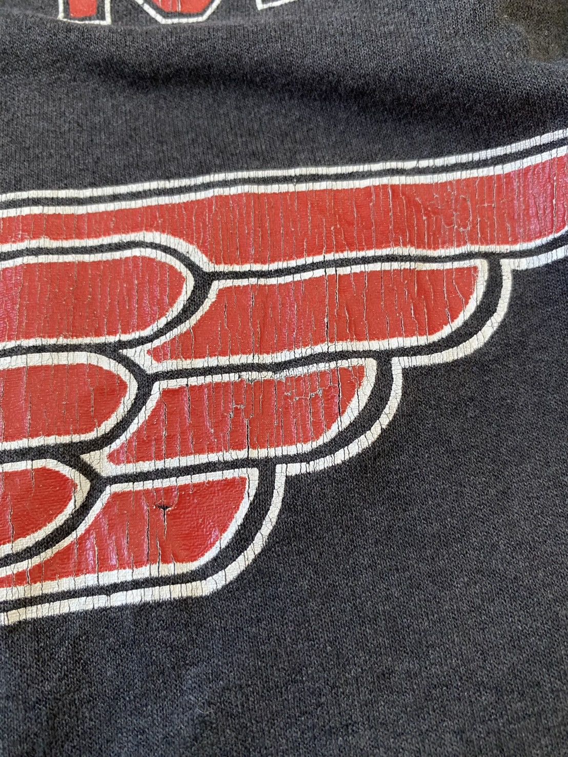 NBA × Salem Sportswear × Vintage Vintage Miami Heat NBA Graphic V neck Tee Size US M / EU 48-50 / 2 - 7 Thumbnail