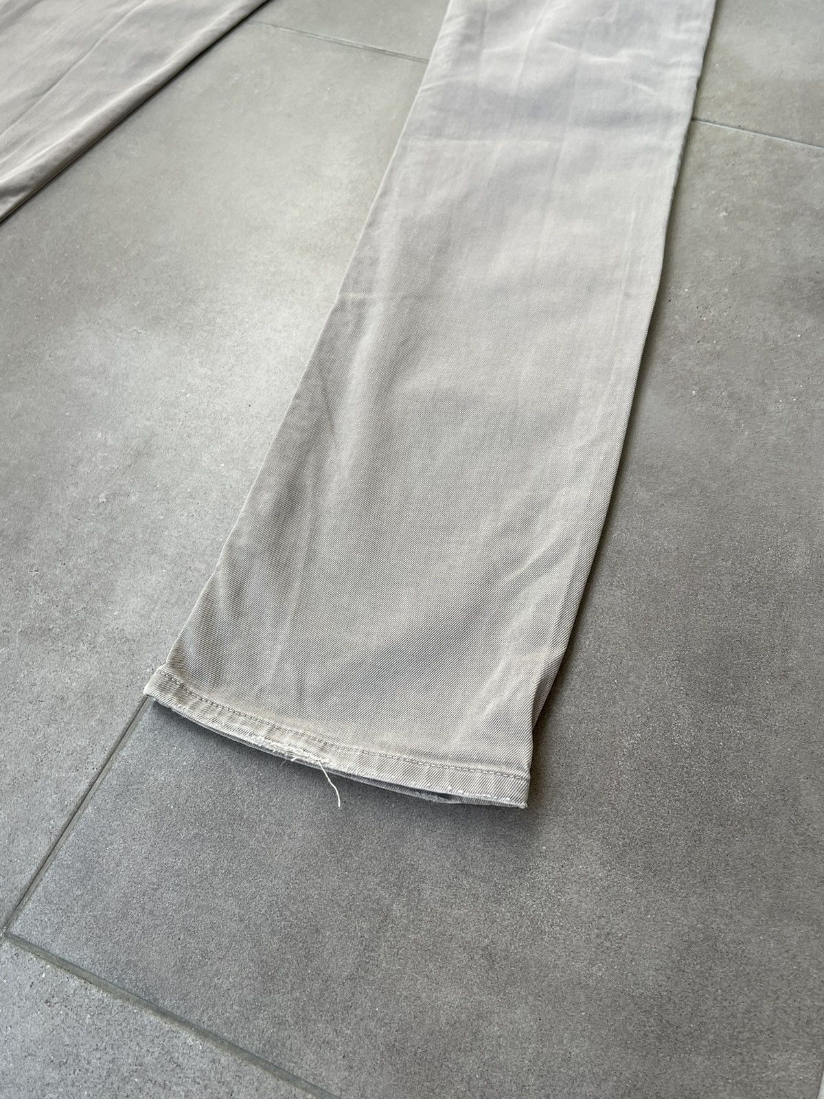 Prada SS13 Prada Distressed Light Grey Denim Pants Size US 32 / EU 48 - 14 Thumbnail