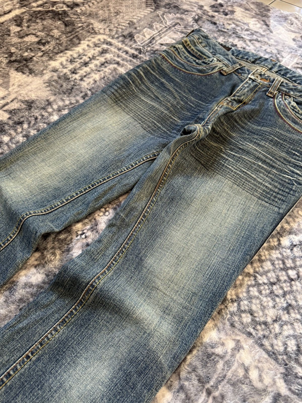 Le Grande Bleu (L.G.B.) Happy Face Contrast Stitch Whiskered Bootcut Flared Jeans Size US 28 / EU 44 - 8 Thumbnail