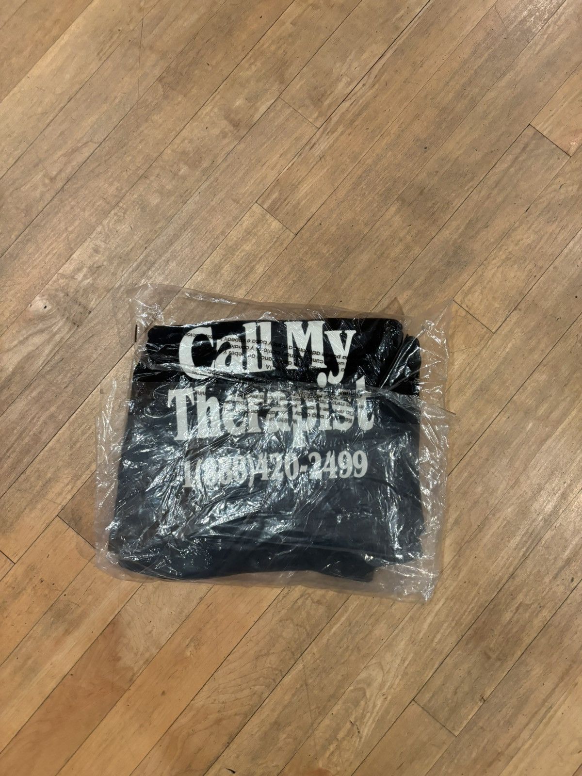 Market Chinatown market call my therapist shorts Size US 33 - 1 Thumbnail