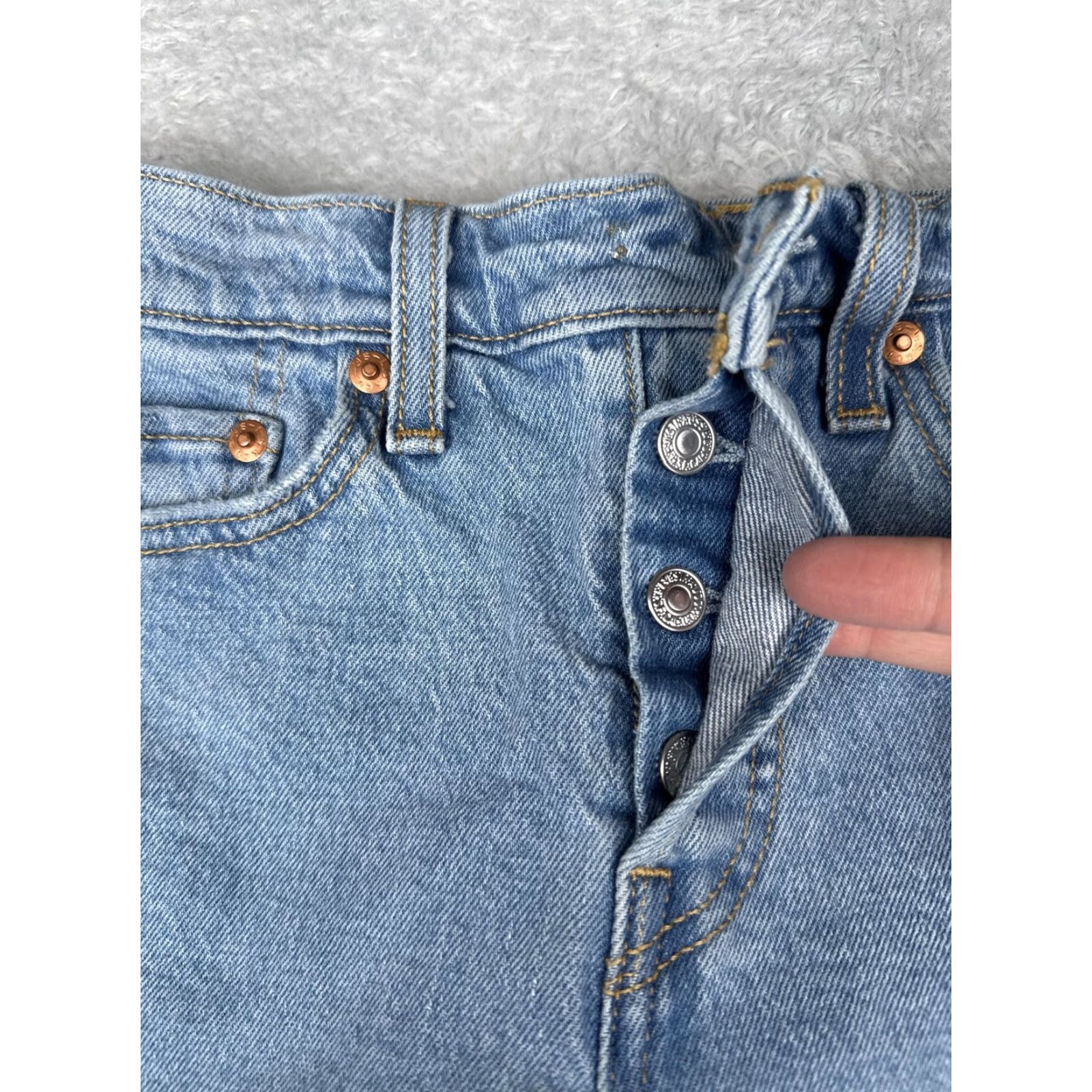 Levi's Levis Jeans Womens 25 Blue Premium Wedgie Light High Rise Button Fly Denim Size 42" / US 20 - 6 Thumbnail