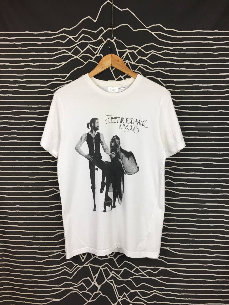 Band Tees × Vintage Fleetwood Mac British Rock Band Rumours Studio Album Tee Size US S / EU 44-46 / 1 - 1 Thumbnail