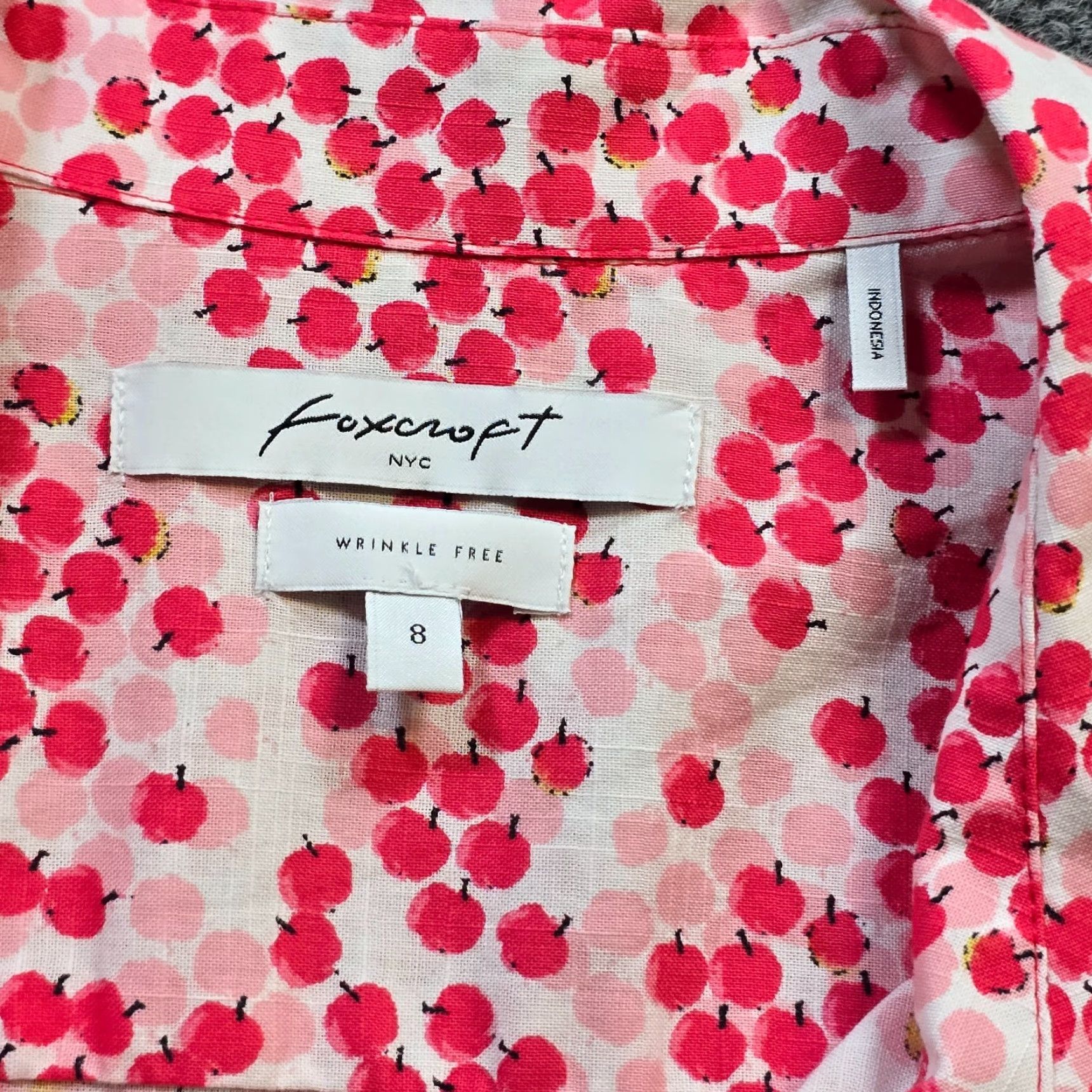 Vintage Foxcroft Blouse Womens Size 8 Pink Apples Button No Iron Casual Career Shirt Size M / US 6-8 / IT 42-44 - 3 Thumbnail