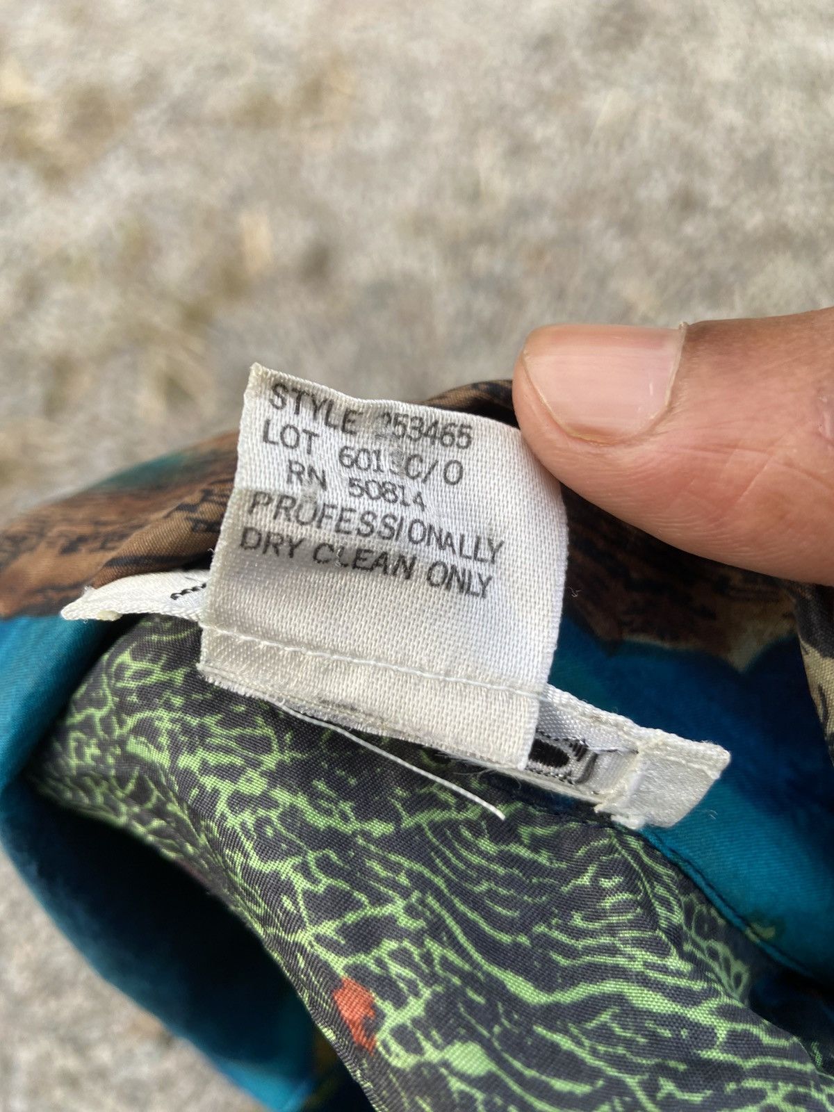 Elie Tahari Vintage TAHARI silk tropical fish in ocean all over print Size US L / EU 52-54 / 3 - 8 Thumbnail