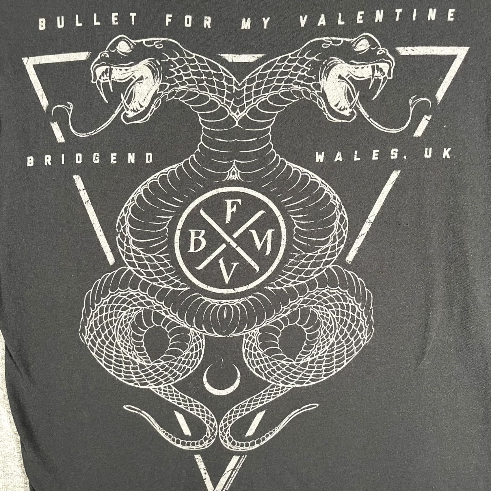 Valentino Bullet For My Valentine Shirt Mens Large Black Snake Bridgend Wales Band Tee Size US L / EU 52-54 / 3 - 3 Thumbnail
