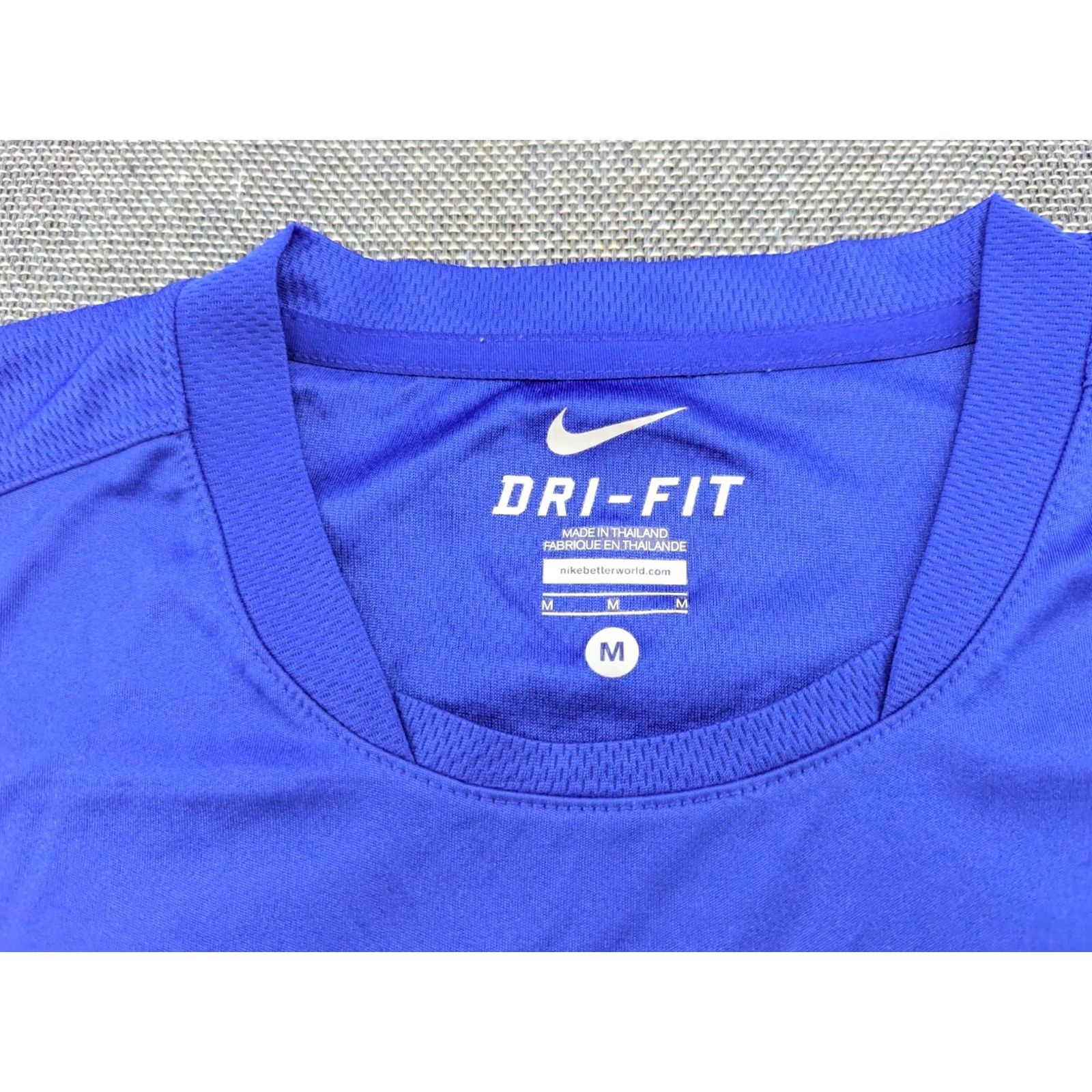 Nike Nike Manchester United 2010-2011 Training Football Jersey Medium Adult Blue Shirt Athletic Jersey Short Sleeve Mens Size US M / EU 48-50 / 2 - 5 Thumbnail