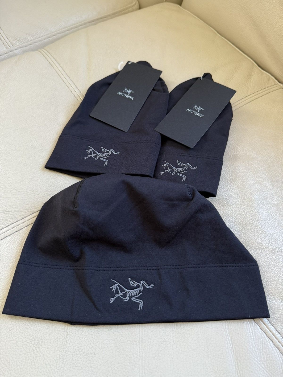 Pre-owned Arc'teryx Rho Toque Skullcap Beanie Black - L/xl Size