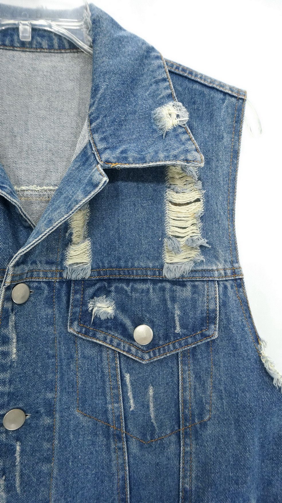 Japanese Brand Vintage Japanese Distressed Studded Sleveless Denim Jacket Size US S / EU 44-46 / 1 - 5 Thumbnail