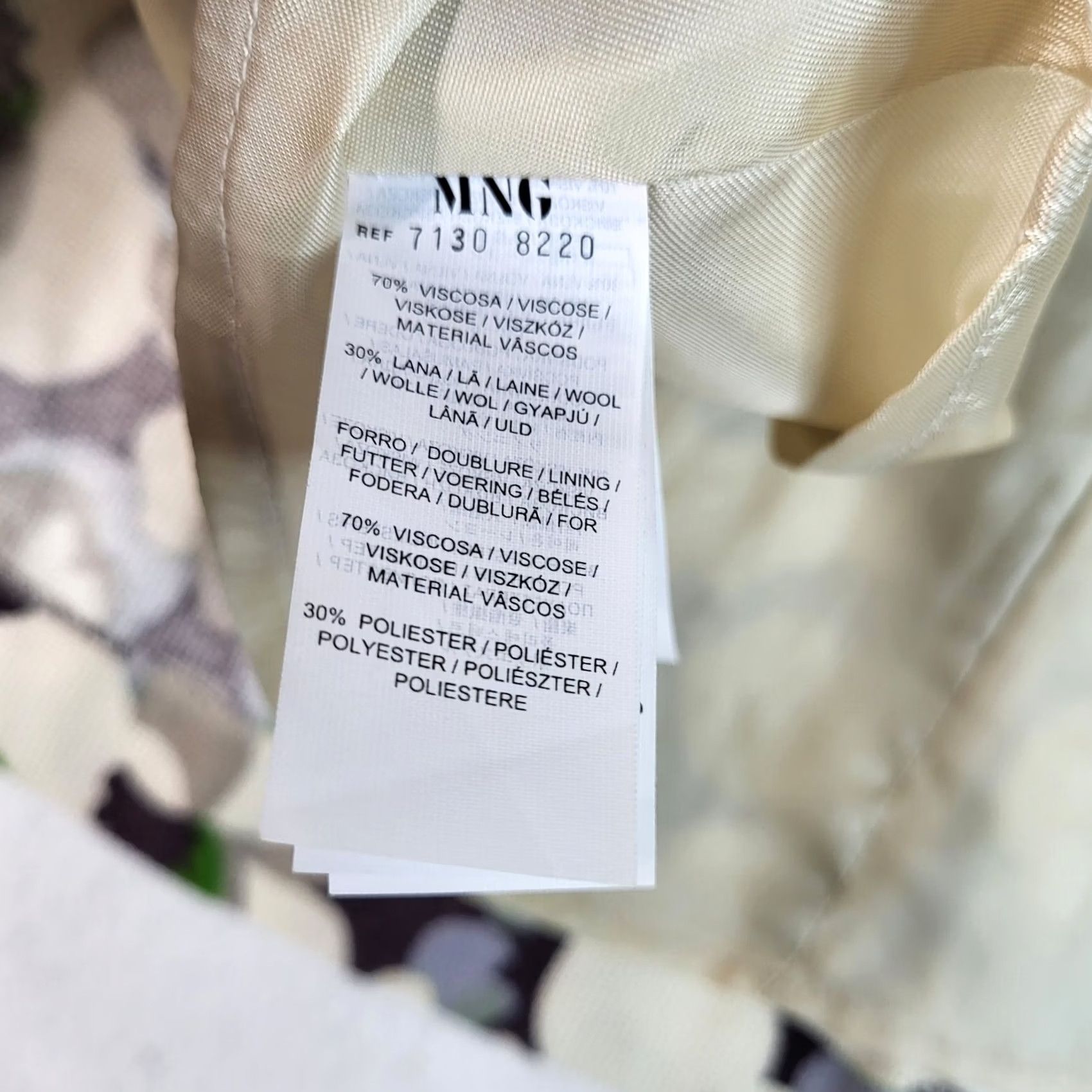 Mango MNG By Mango Women's Pleated Floral Skirt Size 4 Green Knee Length Skirt Mens? Womens Size 27" / US 4 / IT 40 - 6 Thumbnail