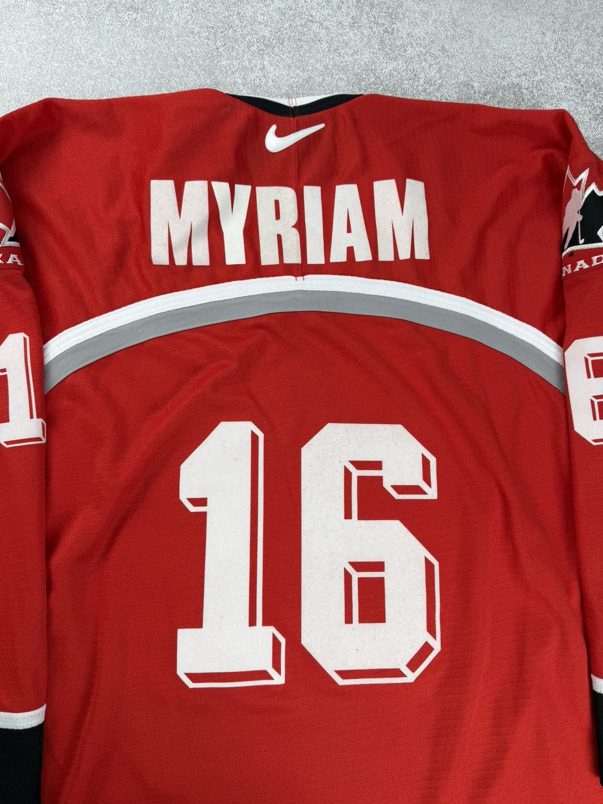 Nike Vintage Nike Team Canada Hockey Jersey Red Custom MYRIAM #16 Size US XL / EU 56 / 4 - 8 Thumbnail