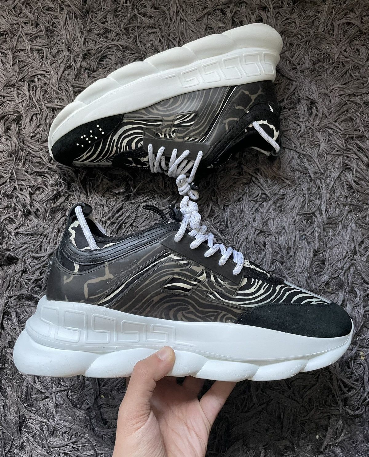 Versace Versace chain reaction zebra Size US 12 / EU 45 - 5 Thumbnail