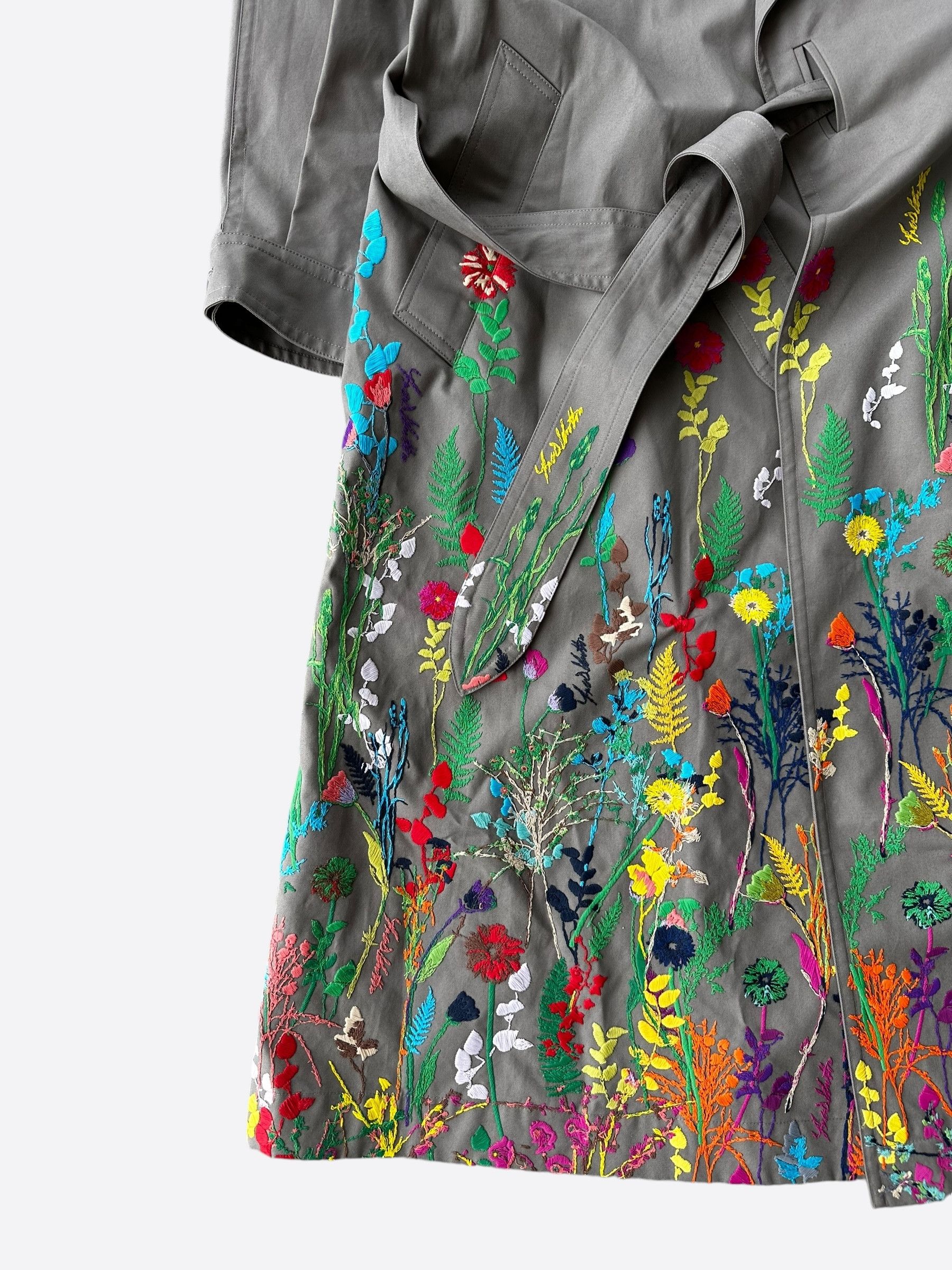 Louis Vuitton Louis Vuitton Beige Flower Embroidered Trench Jacket Size US L / EU 52-54 / 3 - 6 Thumbnail