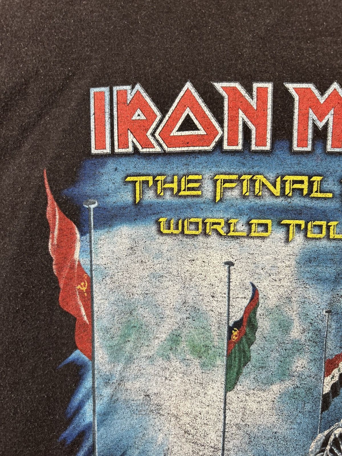 Iron Maiden Vintage 00s Iron Maiden The Final Frontier Tour 2010-11 Tee Size US XXL / EU 58 / 5 - 20 Thumbnail