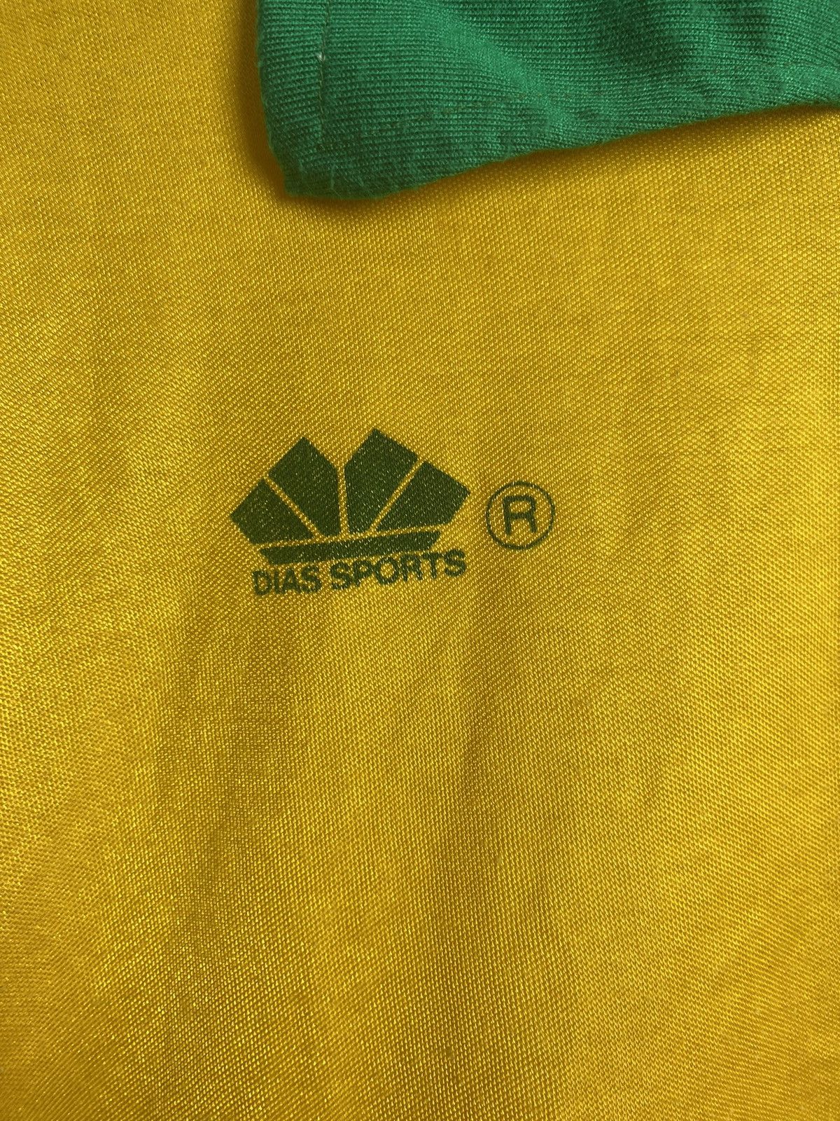 Vintage Vintage Brasil Dias Sports 80s Jersey Rare Socer Jersey Size US M / EU 48-50 / 2 - 4 Thumbnail