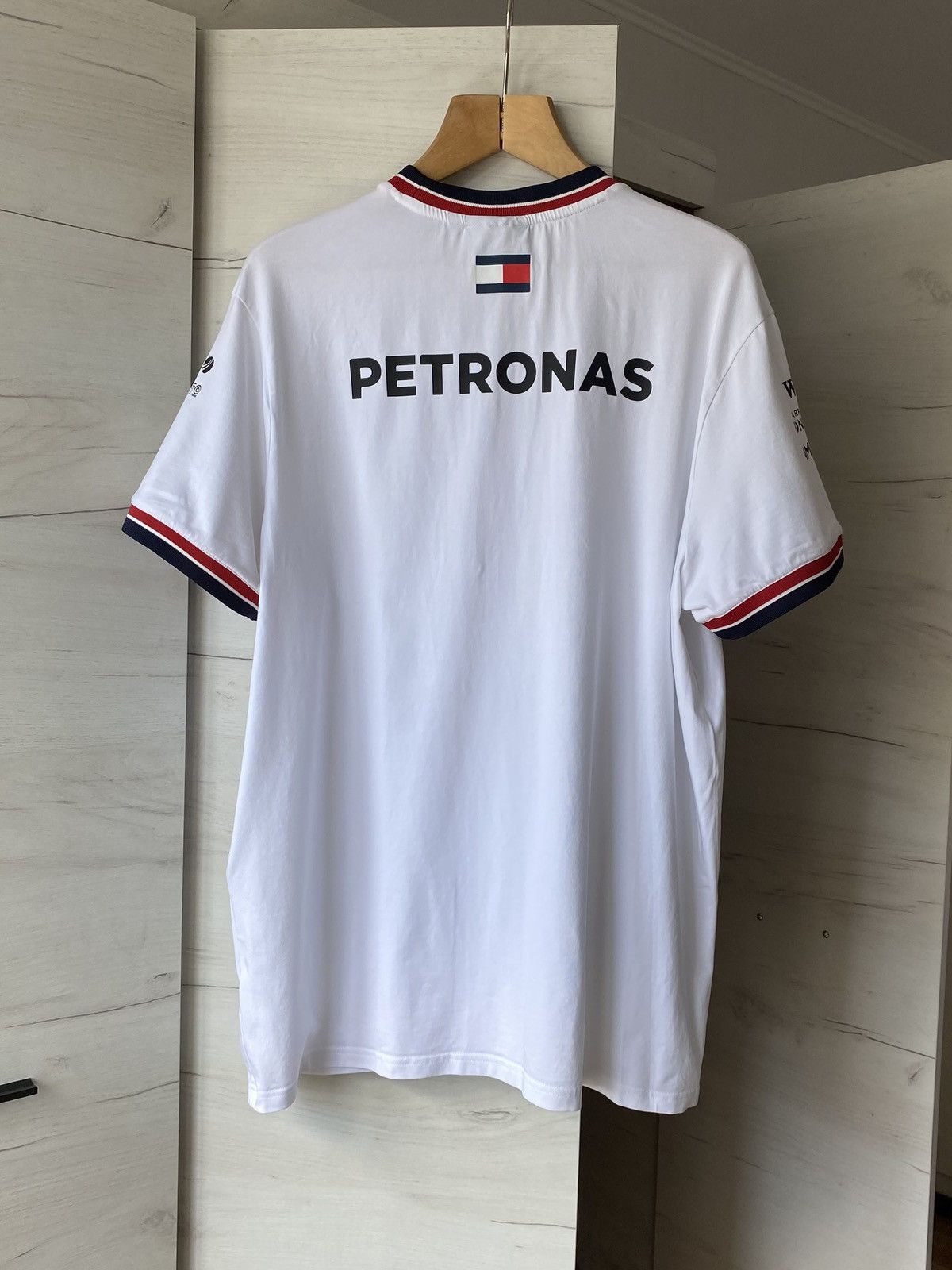 Mercedes-Benz × Tommy Hilfiger Mercedes Petronas F1 Tommy HilfigerWhite Short Sleeve Shirt Size US XXL / EU 58 / 5 - 5 Thumbnail